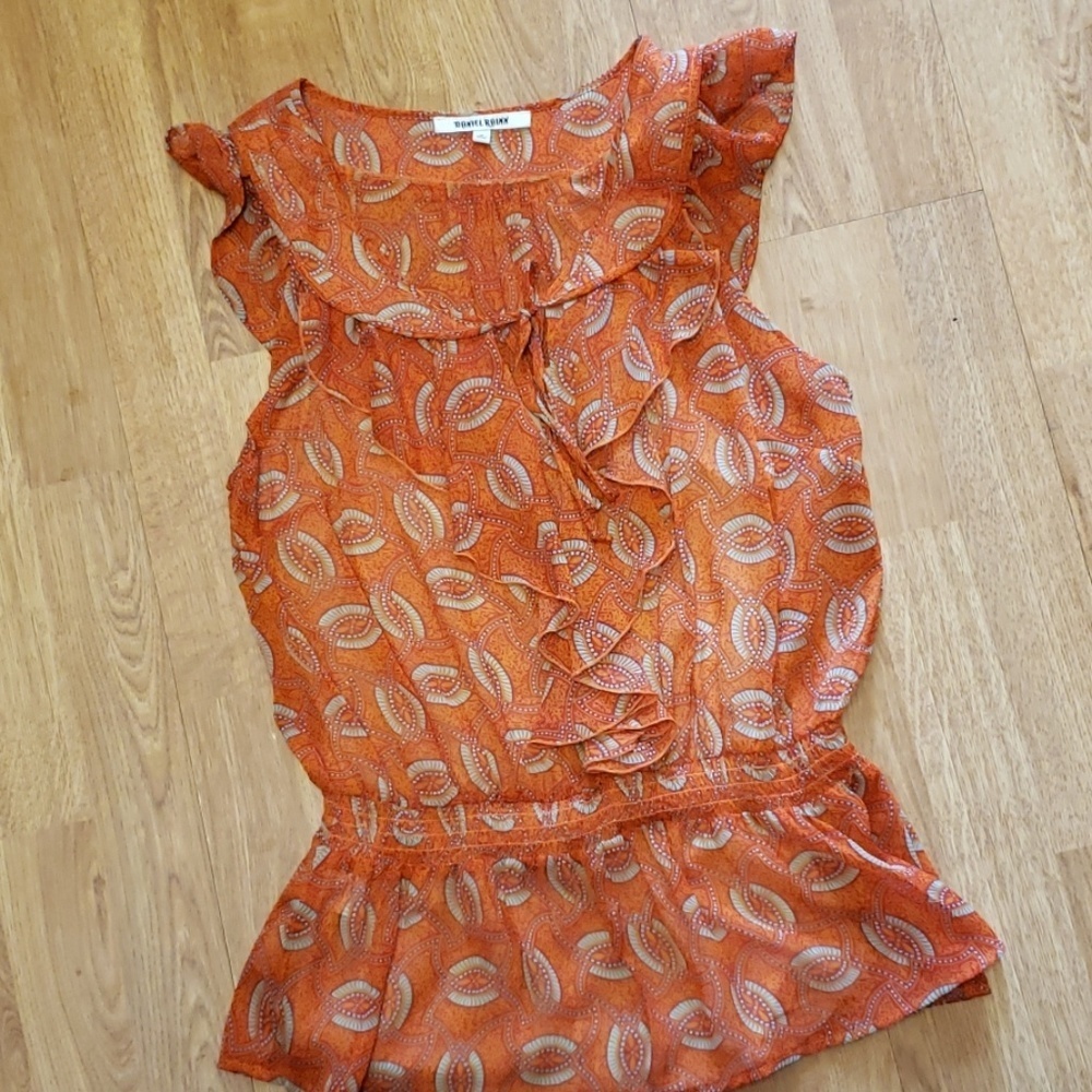 Ruffled orange Daniel Rainn sheer top sz M
